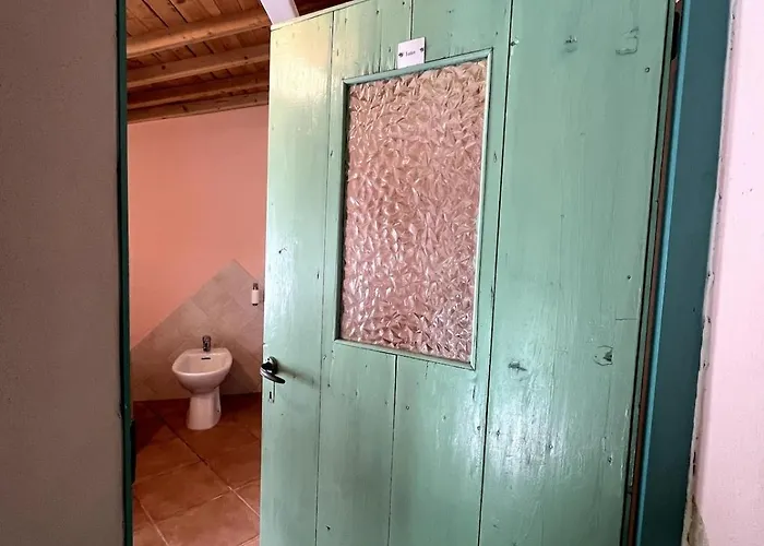 Dom wakacyjny Domu Antiga Encantadora Casa Sarda Con Patio Privado-hasta 5 Huespedes