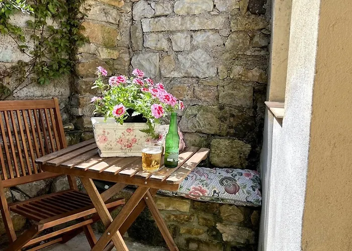Domu Antiga Encantadora Casa Sarda Con Patio Privado-hasta 5 Huespedes * Collinas