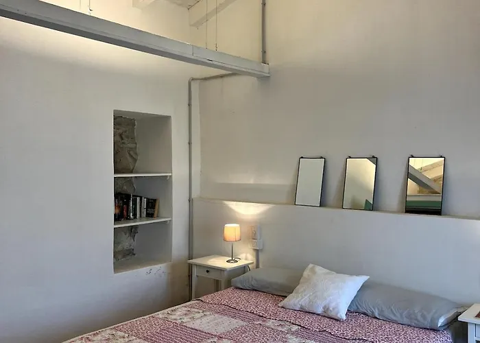 Encantadora Casa Sarda En El Centro Histórico De Con Patio Privado Y Tranquilidad * Collinas